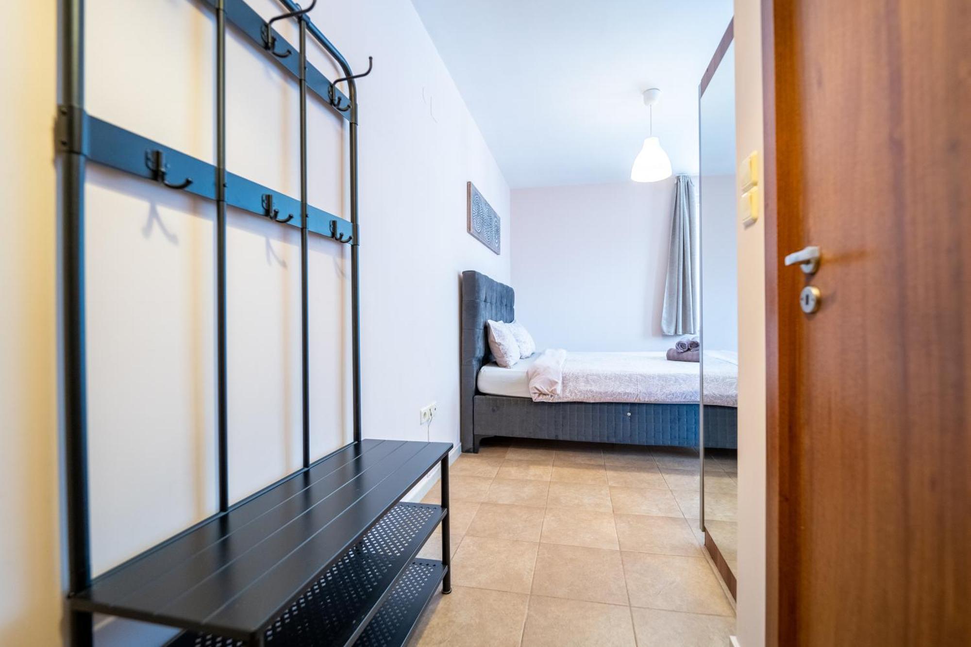 Lovely Apartment In Studentski Grad Sofia Exterior photo